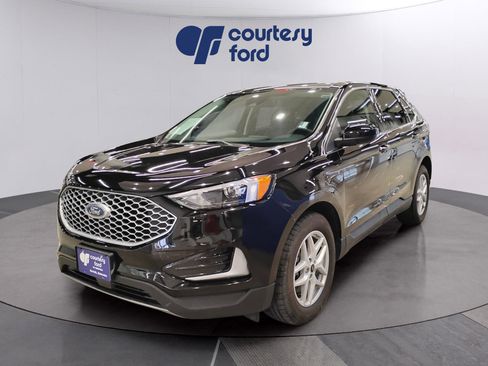 Certified 2024 Ford Edge SEL image 3