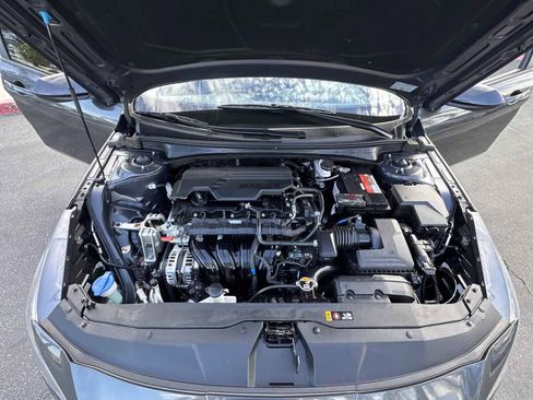 Used 2022 Hyundai Elantra SEL image 31