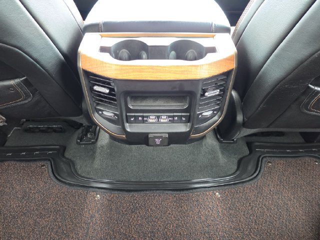 Used 2023 RAM 1500 Limited RWD image 11