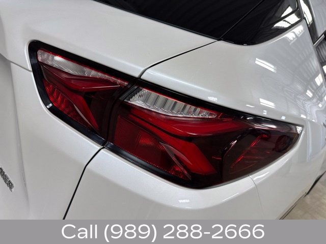 Used 2022 Chevrolet Blazer Premier w/ Enhanced Convenience Package FWD image 7
