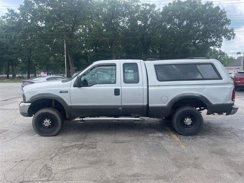Used 2003 Ford F250 XL AWD/4WD image 8