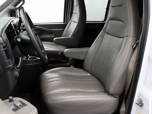 Used 2023 Chevrolet Express 2500 LS image 9