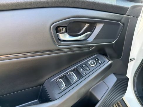 Used 2024 Honda Accord EX image 10
