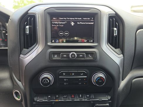 Used 2022 Chevrolet Silverado 1500 Custom RWD image 21