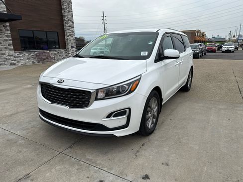 Used 2021 Kia Sedona EX image 8