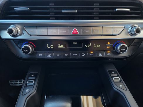 Used 2020 Kia Telluride SX w/ Towing Package image 18