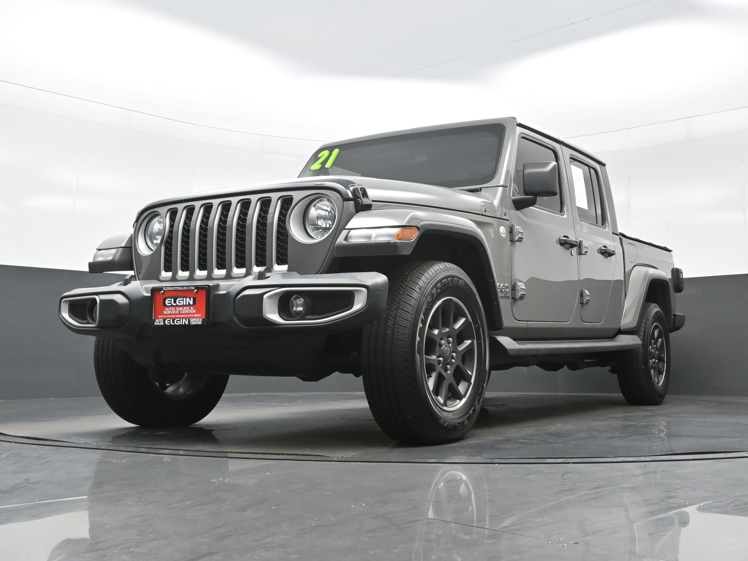 Used 2021 Jeep Gladiator Overland w/ Trailer Tow Package AWD/4WD image 24