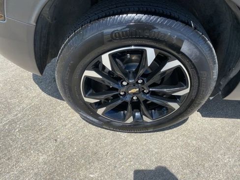 Used 2023 Chevrolet TrailBlazer LT w/ Convenience Package image 7