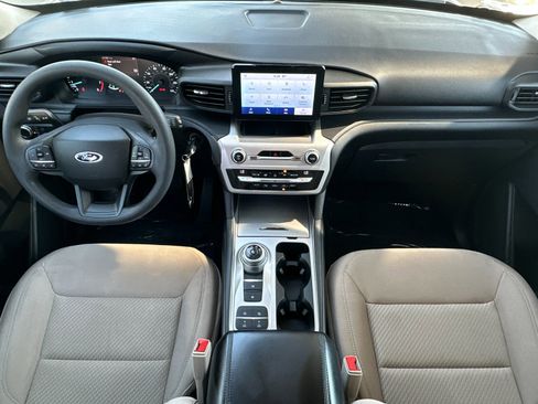 Certified 2021 Ford Explorer 2WD image 13