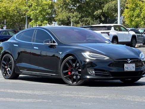 Used 2018 Tesla Model S P100D AWD/4WD image 2