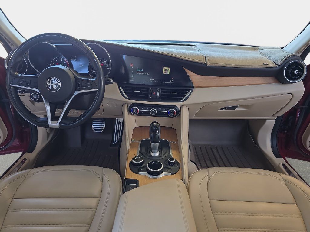 Used 2019 Alfa Romeo Giulia Ti w/ Quick Order Package 22X Lusso AWD/4WD image 10