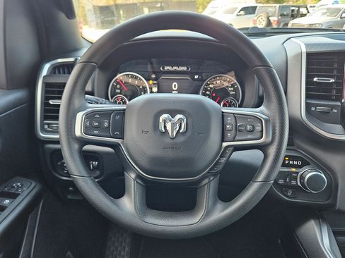 New 2026 RAM 1500 Express AWD/4WD image 13