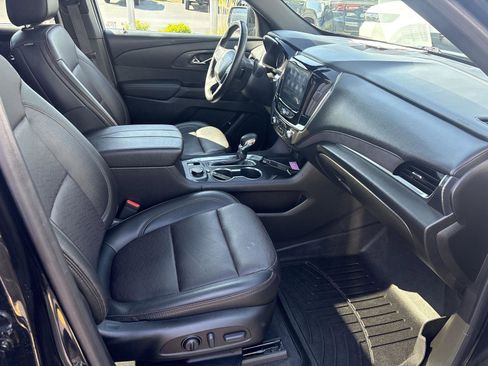Used 2023 Chevrolet Traverse High Country AWD/4WD image 15