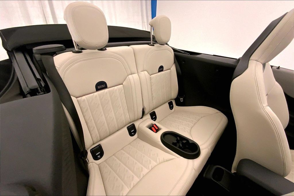 Used 2026 MINI Cooper S FWD image 15