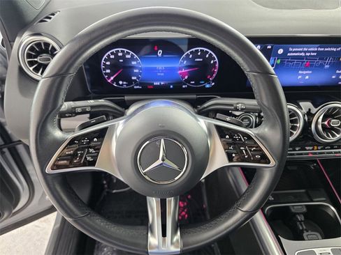 Certified 2025 Mercedes-Benz GLA 250 image 18