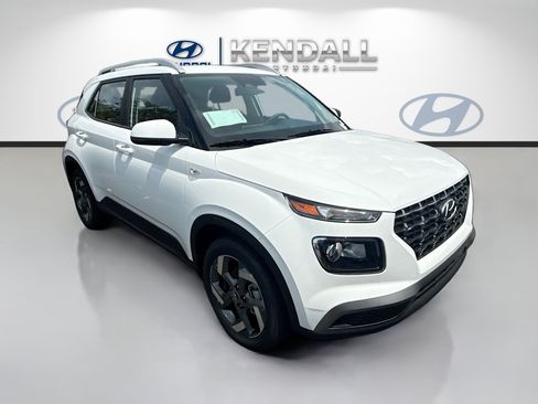 New 2026 Hyundai Venue SEL FWD image 1