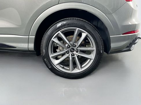 Used 2025 Audi Q3 2.0T Premium w/ Convenience Package AWD/4WD image 31