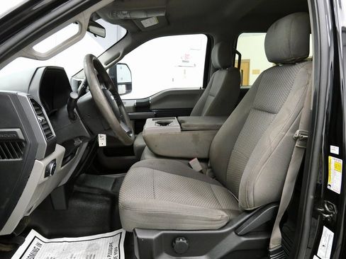 Used 2019 Ford F250 XLT image 12