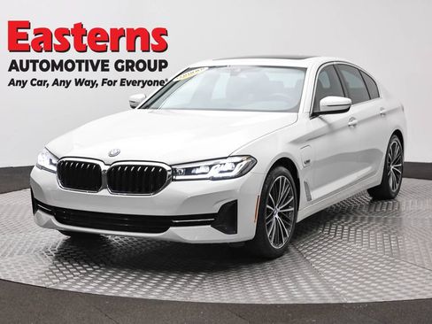Used 2023 BMW 530e xDrive w/ Convenience Package AWD/4WD image 1