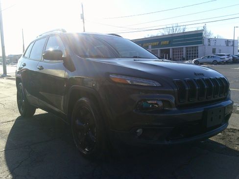 Used 2017 Jeep Cherokee High Altitude image 7