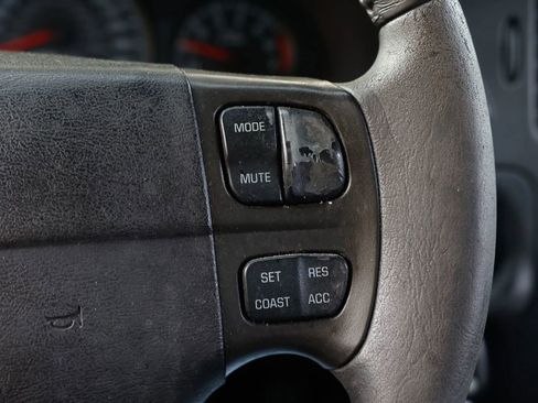 Used 2005 Chevrolet Monte Carlo SS w/ Preferred Equipment Group image 25