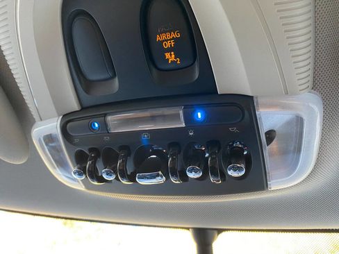 Used 2015 MINI Cooper S image 36