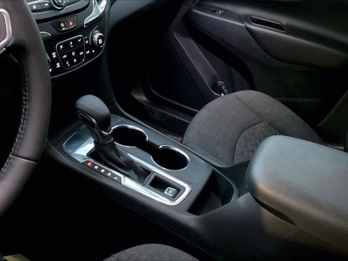 Certified 2022 Chevrolet Equinox LT image 16