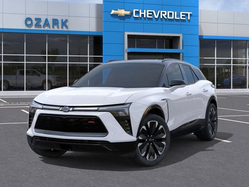 New 2026 Chevrolet Blazer EV RS FWD image 40