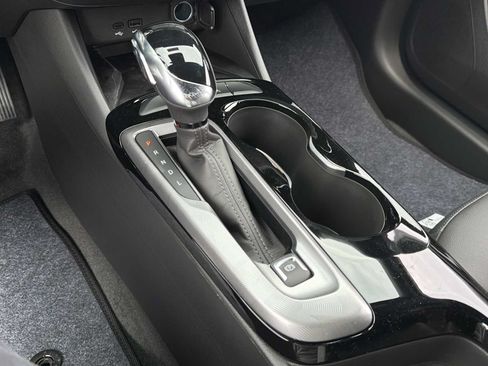 New 2026 Buick Envista Sport Touring w/ Convenience I Package FWD image 9
