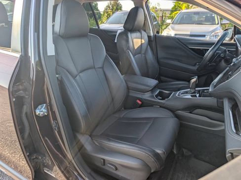Certified 2025 Subaru Outback Limited AWD/4WD image 43