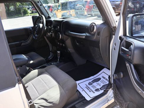 Used 2012 Jeep Wrangler Sport AWD/4WD image 22