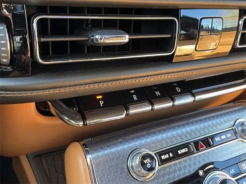 Used 2020 Lincoln Aviator Black Label Grand Touring w/ Class IV Trailer Tow Package image 31