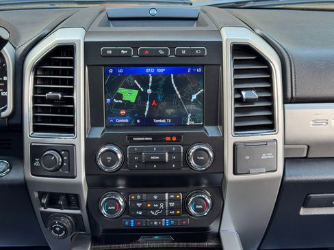 Used 2021 Ford F250 Lariat AWD/4WD image 28