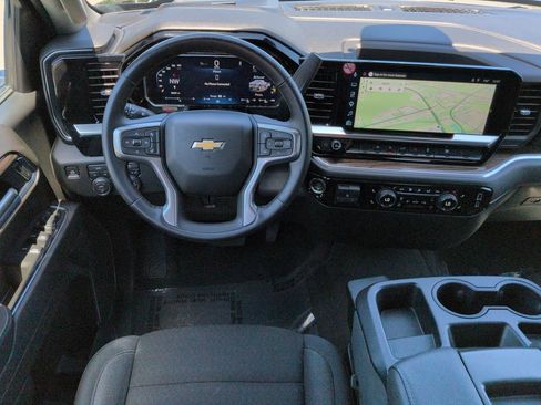 Used 2026 Chevrolet Silverado 1500 LT AWD/4WD image 16
