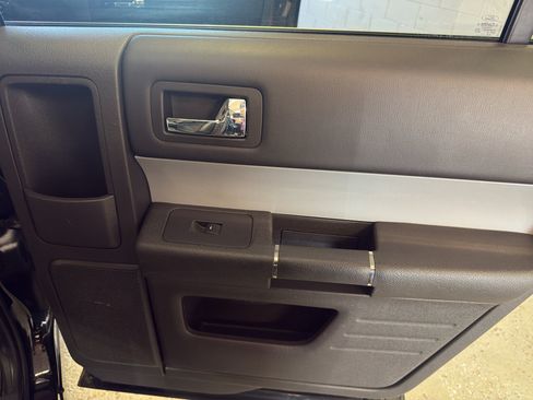 Used 2014 Ford Flex Limited w/ Equipment Group 301A FWD image 25