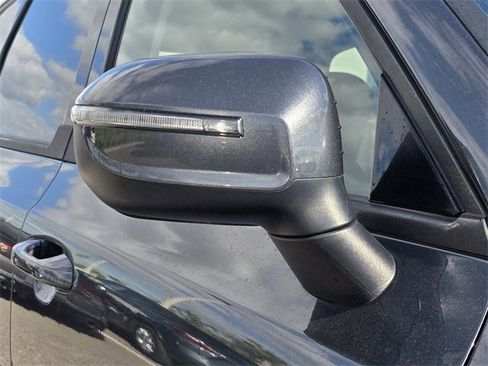 Certified 2022 Kia Telluride EX w/ EX Premium Package image 13