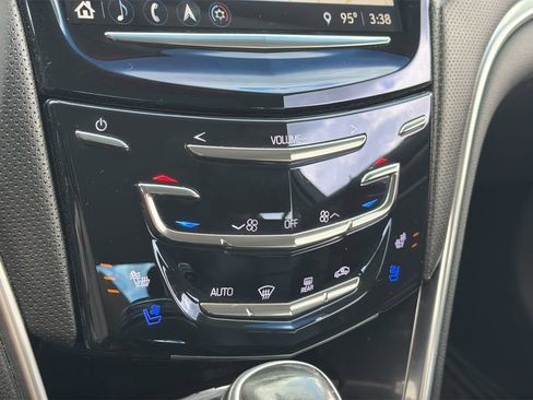Used 2018 Cadillac XTS Luxury FWD image 22