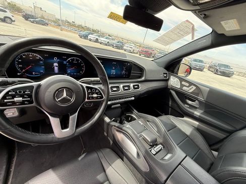 Used 2020 Mercedes-Benz GLS 450 4MATIC image 11