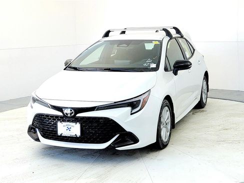 New 2026 Toyota Corolla SE image 2
