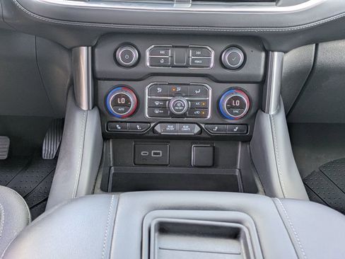Used 2023 Chevrolet Tahoe LT w/ Luxury Package RWD image 22