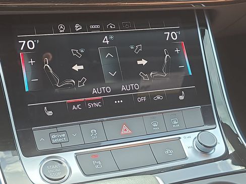 Used 2023 Audi Q7 2.0T Premium Plus w/ Convenience Package AWD/4WD image 22