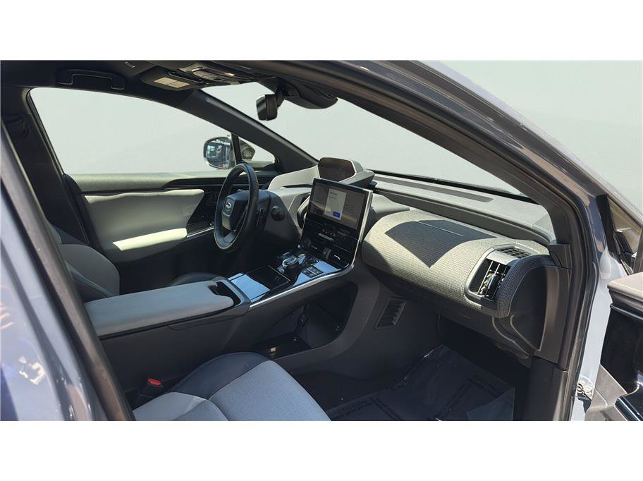 Used 2023 Subaru Solterra AWD image 19