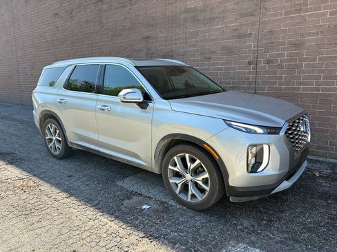 Used 2021 Hyundai Palisade SEL w/ Premium Package FWD image 7