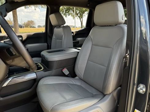Used 2020 Chevrolet Silverado 1500 LTZ w/ LTZ Plus Package AWD/4WD image 26