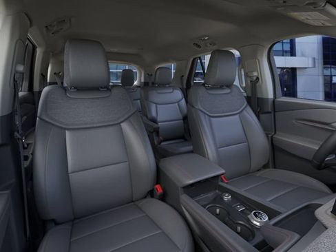 New 2026 Ford Explorer Active w/ Active Comfort Package RWD image 10