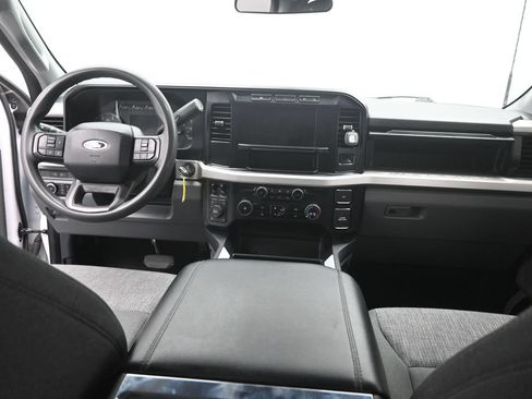 Certified 2024 Ford F350 XLT AWD/4WD image 28