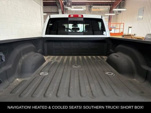 Used 2014 RAM 2500 Longhorn AWD/4WD image 10