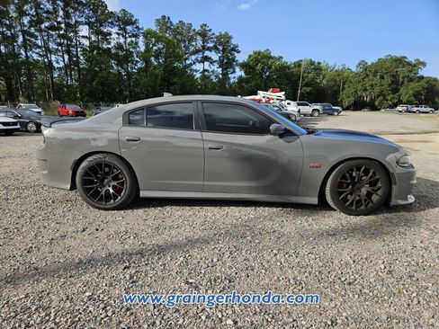 Used 2017 Dodge Charger R/T Scat Pack RWD image 6