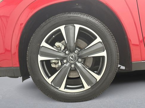 Used 2025 Lexus UX 300h 300H 4WD PREMIUM w/ Cold Area Package image 25