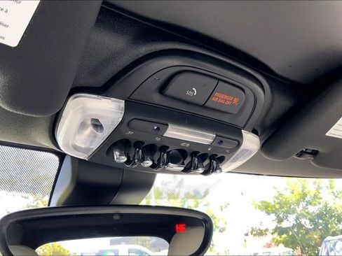 Used 2022 MINI Cooper S image 32
